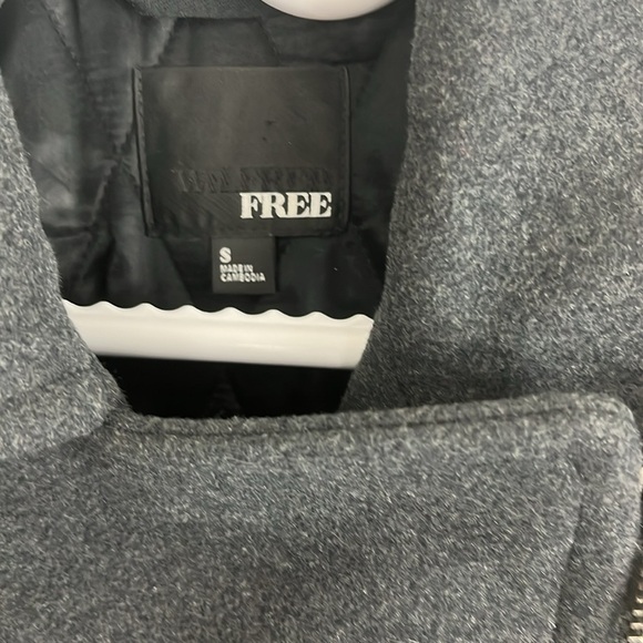 Aritzia Wilfred Free Fei Grey Wool Coat - Picture 7 of 14